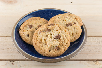milk chocolate toffee almond cookies