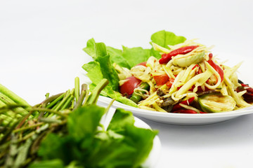 papaya salad and chicken wing