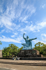 Fototapeta premium 平和祈念像＠長崎平和公園