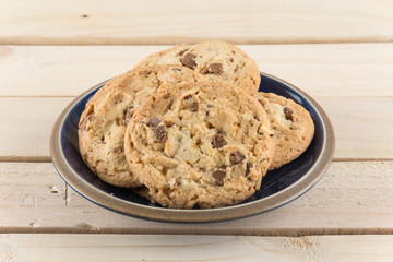 milk chocolate toffee almond cookies