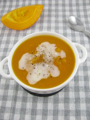 Kürbissuppe mit Kokosmus