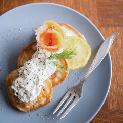 Blinis with salmon and cream