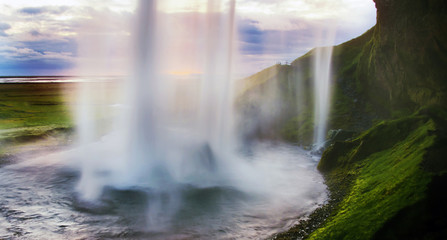 One of the Icelandic most famous waterfall - Seljalandsfoss © kojin_nikon