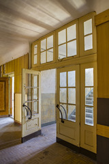 Obraz premium Schwingtuer