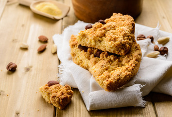 Fette di torta sbrisolona, dolce tipico di Mantova, Italia