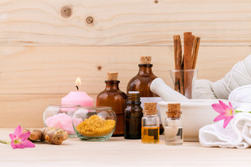 Obraz na płótnie Canvas Natural Spa Ingredients Aromatherapy and Natural Spa theme on w