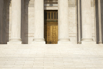 Columns, steps and doors of the Supreme Court of the United Stat - obrazy, fototapety, plakaty