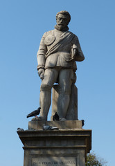 Fototapeta na wymiar Statue für Stadtgründer von Santiago/Chile