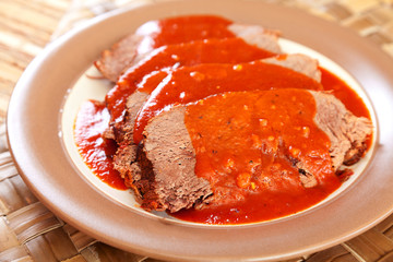 Veal with tomato sauce