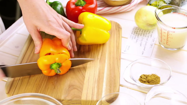 Low calorie stuffed peppers with ground turkey and white rice