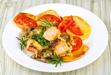 Salmon with grilled vegetables