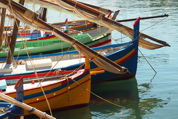 Fototapeta na wymiar Barques catalanes