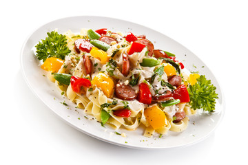 Pasta with sausages and vegetables