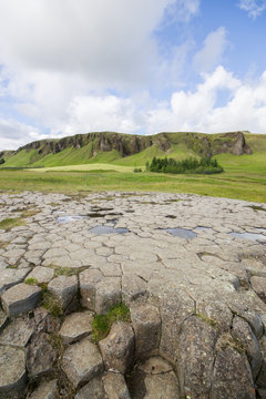Basalti colonnari a Kirkjubaejarklaustur, Islanda 