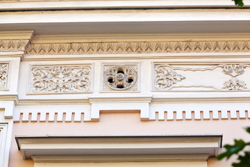 facade details