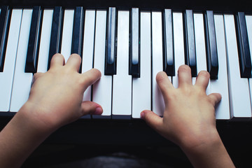 Play on piano