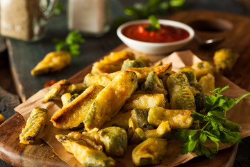 Homemade Fried Zucchini Fries