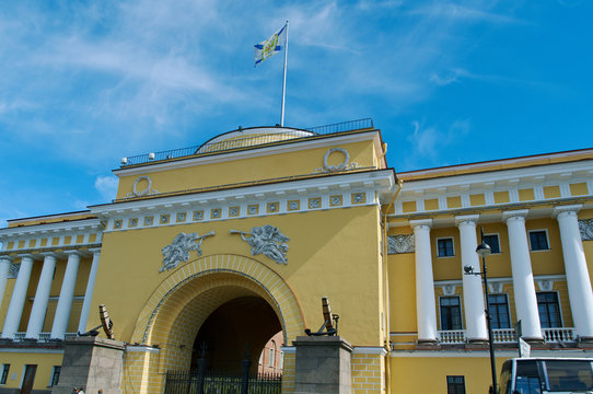 Admiralty Building.Saint-Petersburg