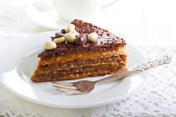 Wafer cake with caramel filling