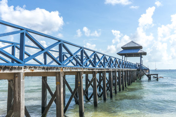 Naklejka premium Jetty with beautiful beach