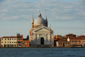 Fototapeta na wymiar Redentore Church of the Most Holy Redeemer in Venice at dawn