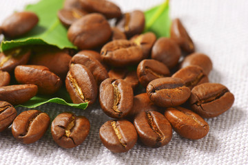 Roasted coffee beans