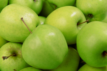 Ripe green apples close up