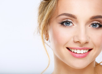 Naklejka premium Portrait of beautiful woman on white background