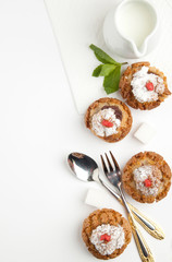 Cakes with chocolate mousse