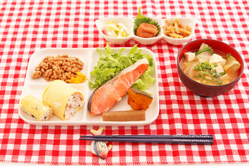 おいしそうな和風朝食