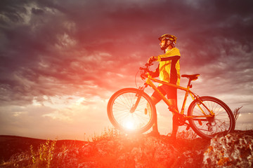 Obraz premium Mountain Bike cyclist riding outdoor