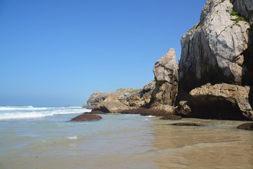 acantilado en la costa cantabra