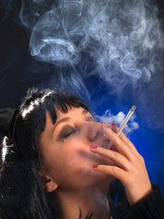 Obraz premium Woman smoking