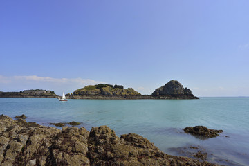 les eaux Caraïbe de Cancale (35260), département d’Ille-et-Vilaine en région Bretagne, France	