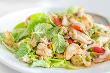  spicy seafood salad