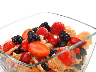 Cereal breakfast with berries