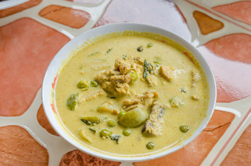 Green Chicken Curry