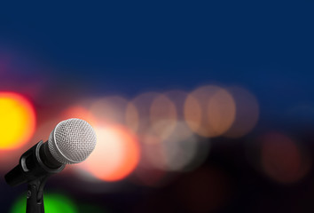 Obraz premium Microphone on stage background