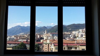 Fototapeta na wymiar Salerno dalla finestra
