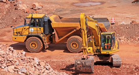 Obraz premium Digger and Dump Truck