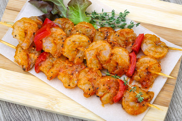 Raw prawn skewer