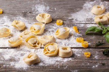 Pasta ravioli on flour