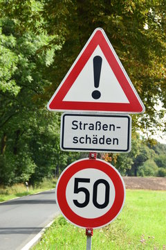 Stra&szlig;ensch&auml;den