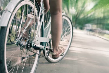 Fototapete Fahrräder blaues Vintage-Stadtfahrrad, Konzept für Aktivität und gesunden Lebensstil
