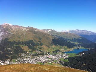 Fototapeta na wymiar View From Jakobshorn To Davos And Lake Davos