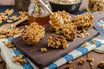 Baked granola