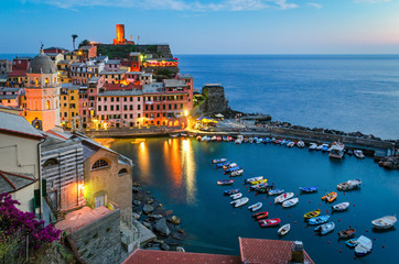Fototapeta na wymiar Vernazza, Cinque Terre (Italian Riviera, Liguria) at twilight
