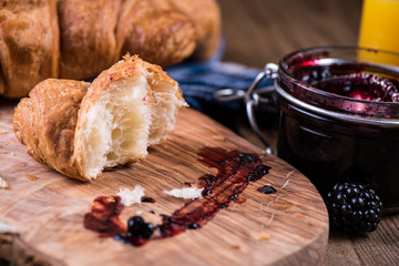 continental breakfast with blackberry jam