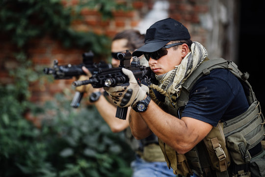 Private Military Contractor during the special operation