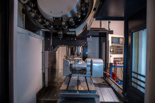 Image of milling machine at workshop